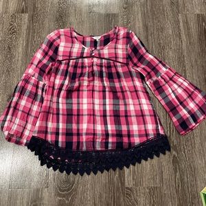 Crown and Ivy plaid top